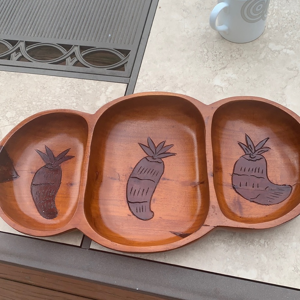 Appetizer tray - three compartment